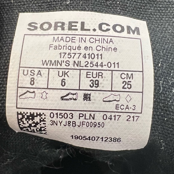 Sorel “Out N About” Boots, Size 8 - Picture 4 of 6